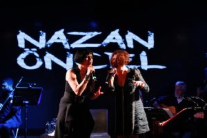 Nazan &Ouml;ncel Gonca Vuslateri ile d&uuml;et yaptı