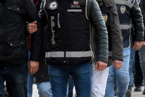 FET&Ouml;'n&uuml;n mahrem askeri yapılanmasına operasyon: 14 g&ouml;zaltı