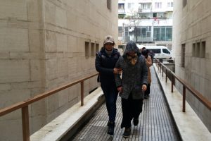 İnterpol'ün kırmızı bültenle aradığı Bursa'da yakalanan DEAŞ şüphelisi 3 kadın tahliye oldu