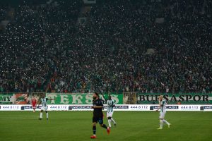 Bursaspor'un seyirci ortalaması 20 bini geçti
