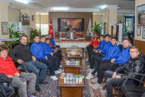 Bursa'da Karacabeyli sporcular başarılarını s&uuml;rd&uuml;r&uuml;yor