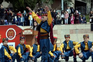 23 Nisan Ulusal Egemenlik ve &Ccedil;ocuk Bayramı t&ouml;renlerle kutlandı