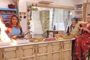 Ezgi Sertel'in panik anları! St&uuml;dyoda yangın &ccedil;ıktı
