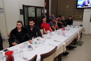 Bursa B&uuml;y&uuml;kşehir Belediyesporlu Efelerden yemekli veda