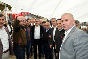 Buras Mustafakemalpaşa Belediye Başkanı Kanar'a mahalle hayırlarında b&uuml;y&uuml;k ilgi