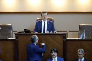 CHP'nin uyuşturucuyla m&uuml;cadele &ouml;nerisi AK Parti'nin oylarıyla reddedildi