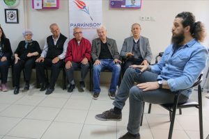 Perk&uuml;syon terapisi parkinson hastalarına umut oldu