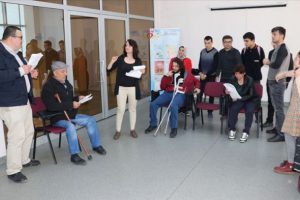 Engel tanımayanlar sahnenin tozunu attırıyor