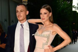 Serenay Sarıkaya ile Kerem B&uuml;rsin ayrıldı