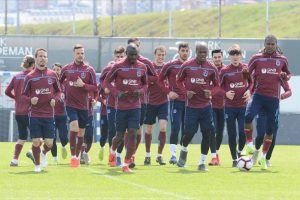 Trabzonspor 2010-2011 sezonu serisine g&ouml;z&uuml;n&uuml; dikti