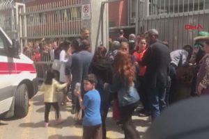 Okulda deney sırasında patlama