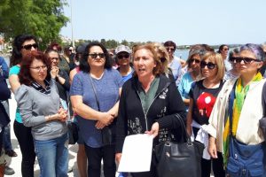 Kadınlardan &ccedil;ocuğa cinsel istismar tepkisi
