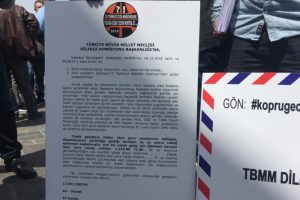 K&ouml;pr&uuml; mağdurları, TBMM'ye dilek&ccedil;e g&ouml;nderdi