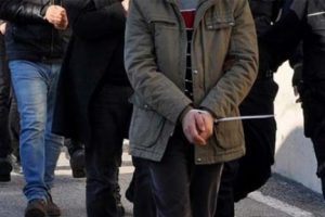 16 su&ccedil;tan aranan ş&uuml;pheli, kıskıvrak yakalandı