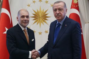 Cumhurbaşkanı Erdoğan, Arjantin'in Ankara B&uuml;y&uuml;kel&ccedil;isi Mastropietro'yu kabul etti