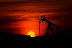 Petrol fiyatları 74 dolar d&uuml;zeyine d&ouml;nd&uuml;