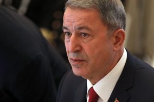 Bakan Akar'dan, şehit astsubay i&ccedil;in başsağlığı mesajı