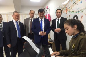 Bursa İl Milli Eğitim M&uuml;d&uuml;r&uuml; D&uuml;lger: Eğitim beşikten mezara kadar devam eden bir s&uuml;re&ccedil;