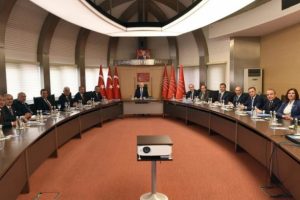CHP'li belediye başkanları Kılı&ccedil;daroğlu ile bir araya geldi