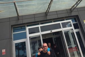 Bursa'da top yerine taşa vurunca olan oldu