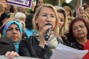 Bursa'da CHP'den &ccedil;ocuk istismarına isyan!