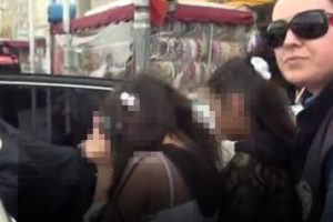 11 yaşındaki 2 &ccedil;ocuk hırsızlık yaparken yakalandı