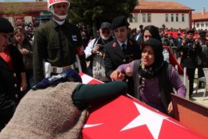 Şehit Uzman &Ccedil;avuş Akcalı, son yolculuğuna uğurlandı