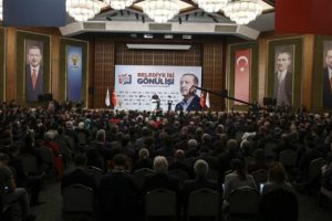 AK Parti, belediyeleri "akıllı sistemle" kontrol edecek