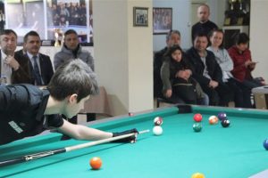 Denizcan Akkoca g&uuml;m&uuml;ş madalya kazandı