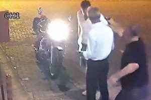 O m&uuml;d&uuml;r firarda! "Kardeşim &ouml;ld&uuml;ğ&uuml;yle kaldı"