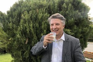 Bursa Uludağ &Uuml;niversitesi &ouml;ğretim &uuml;yesi Tayar: Uygarlığın gelişmesini s&uuml;te bor&ccedil;luyuz