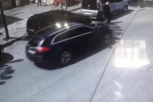 K&uuml;&ccedil;&uuml;k&ccedil;ekmece Başsavcılığı'ndan l&uuml;ks ciple &ccedil;ocuk ka&ccedil;ırma iddiasına ilişkin a&ccedil;ıklama