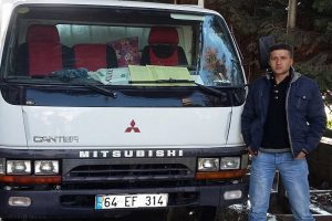 24 yaşındaki karısını uykusunda boğarak &ouml;ld&uuml;rd&uuml;