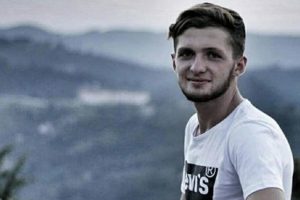18 yaşındaki Umut'un sır &ouml;l&uuml;m&uuml;