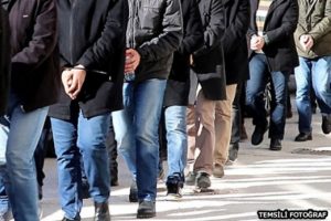 32 ildeki operasyonda g&ouml;zaltı sayısı 43'e y&uuml;kseldi