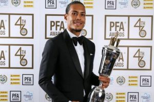 İngiltere'de yılın futbolcusu Virgil van Dijk