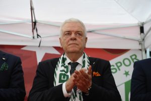 Bursaspor Kul&uuml;b&uuml; Denetleme Kurulu'ndan Başkan Ay'a devredilen taşınmazlarla ilgili a&ccedil;ıklama