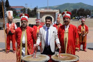 24. K&uuml;lt&uuml;r ve Sanat Şenliklerine coşkulu başlangı&ccedil;