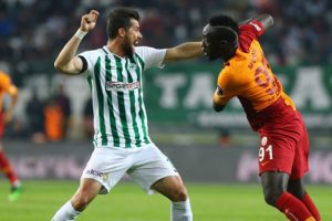 Galatasaray liderlik fırsatını tepti!