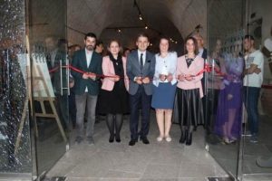 NEV&Uuml; Avanos Meslek Y&uuml;ksekokulundan mezuniyet sergisi