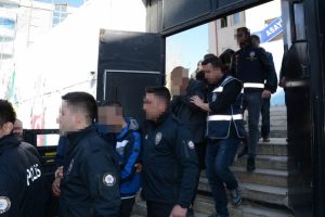 Van merkezli fuhuş operasyonu: 37 g&ouml;zaltı