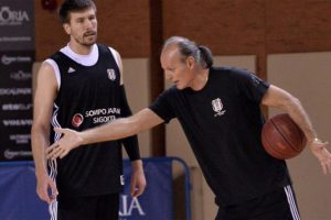 Beşiktaş ile Buva'nın yolları ayrıldı