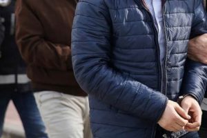 Park tuvaletlerinden musluk &ccedil;alan ş&uuml;pheli tutuklandı