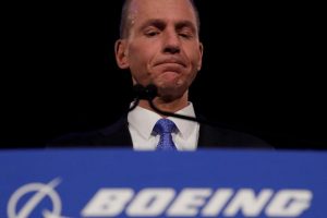 Boeing'in tepe y&ouml;neticisi &ouml;z&uuml;r diledi