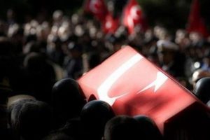 Fırat Kalkanı'ndan kahreden haber! Bir şehit, 3 yaralı