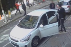 B&ouml;yle kandırdılar! 'Deneme s&uuml;r&uuml;ş&uuml; yapacağım' dedi...