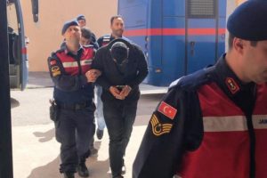 Telefonla dolandırıcılık yapan &ccedil;eteye operasyon