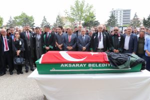 Aksaray'da &ouml;ld&uuml;r&uuml;len avukat son yolculuğuna uğurlandı
