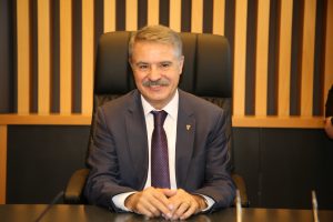 'K&ouml;y&uuml;m K&ouml;yl&uuml;m'de sona doğru