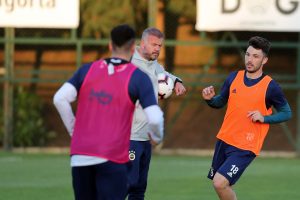 Fenerbah&ccedil;e'de Kasımpaşa mesaisi başladı